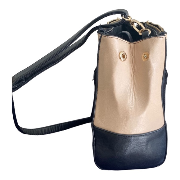 Women CALL IT SPRING Large Purse Crossbody Bag Beige and Black - Picture 5 of 8